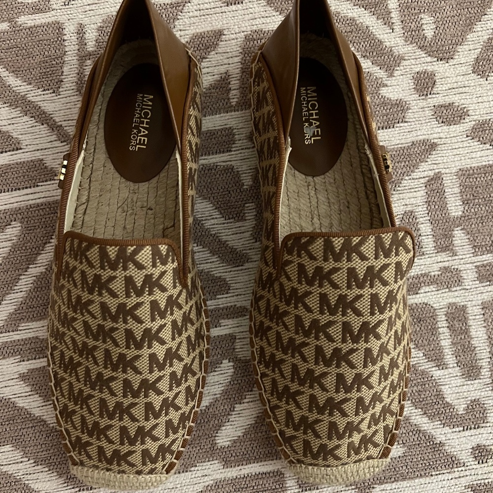 Michael Kors shoes NWOT